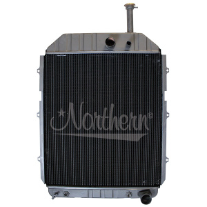 Tractor Ford/New Holland 8730 Radiator NVBE3NN8005DE15M
